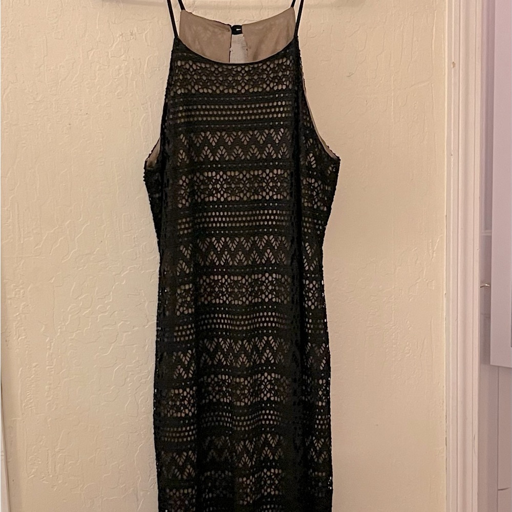 Black lace pencil sleeveless dress. Above stretch material. Sz lg
